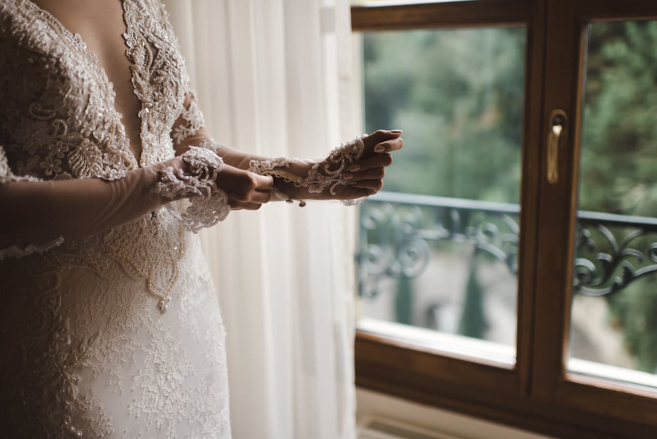 La magnifique robe de la mariée au Beaurivage Palace de Lausanne