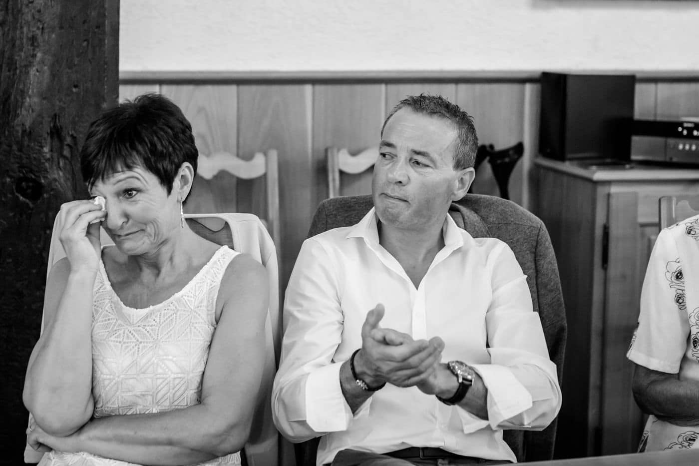 L'émotion est vive dans l'assistance