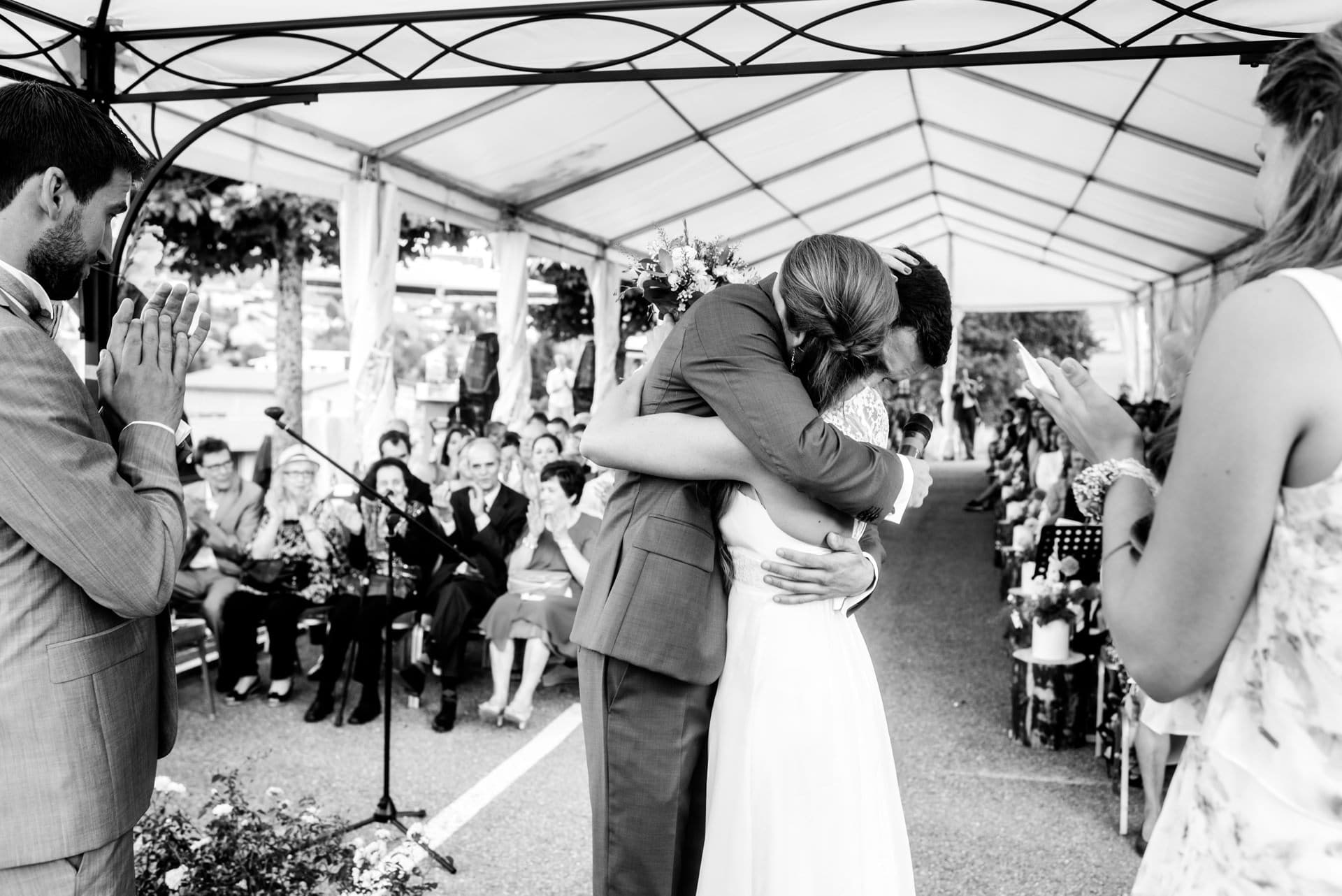 Emotion lors de la cérémonie de mariage