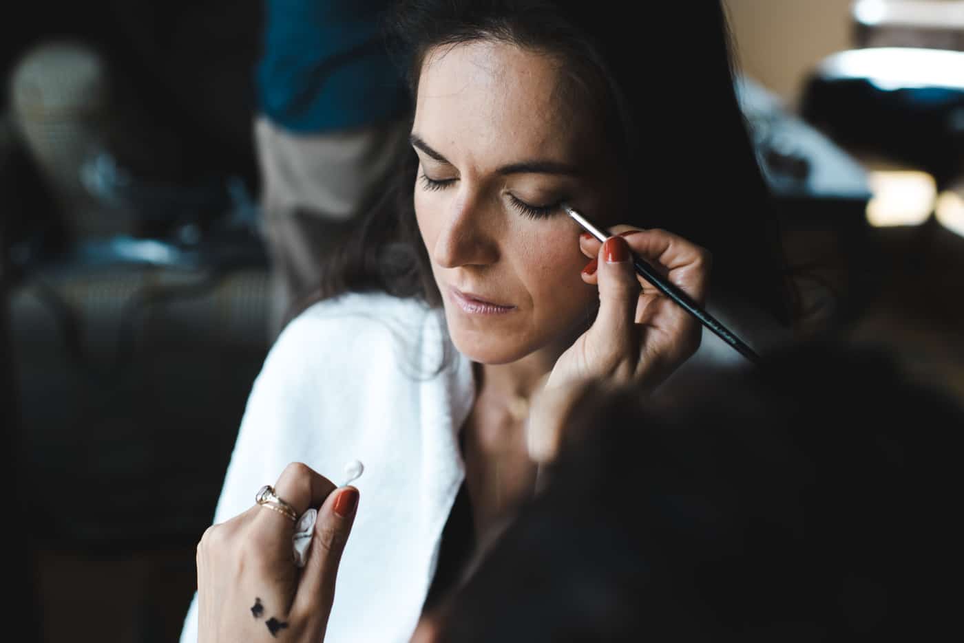 En Montage à Gstaad Et à L’hôtel Bellevue Maquillage de la mariée à Gstaad
