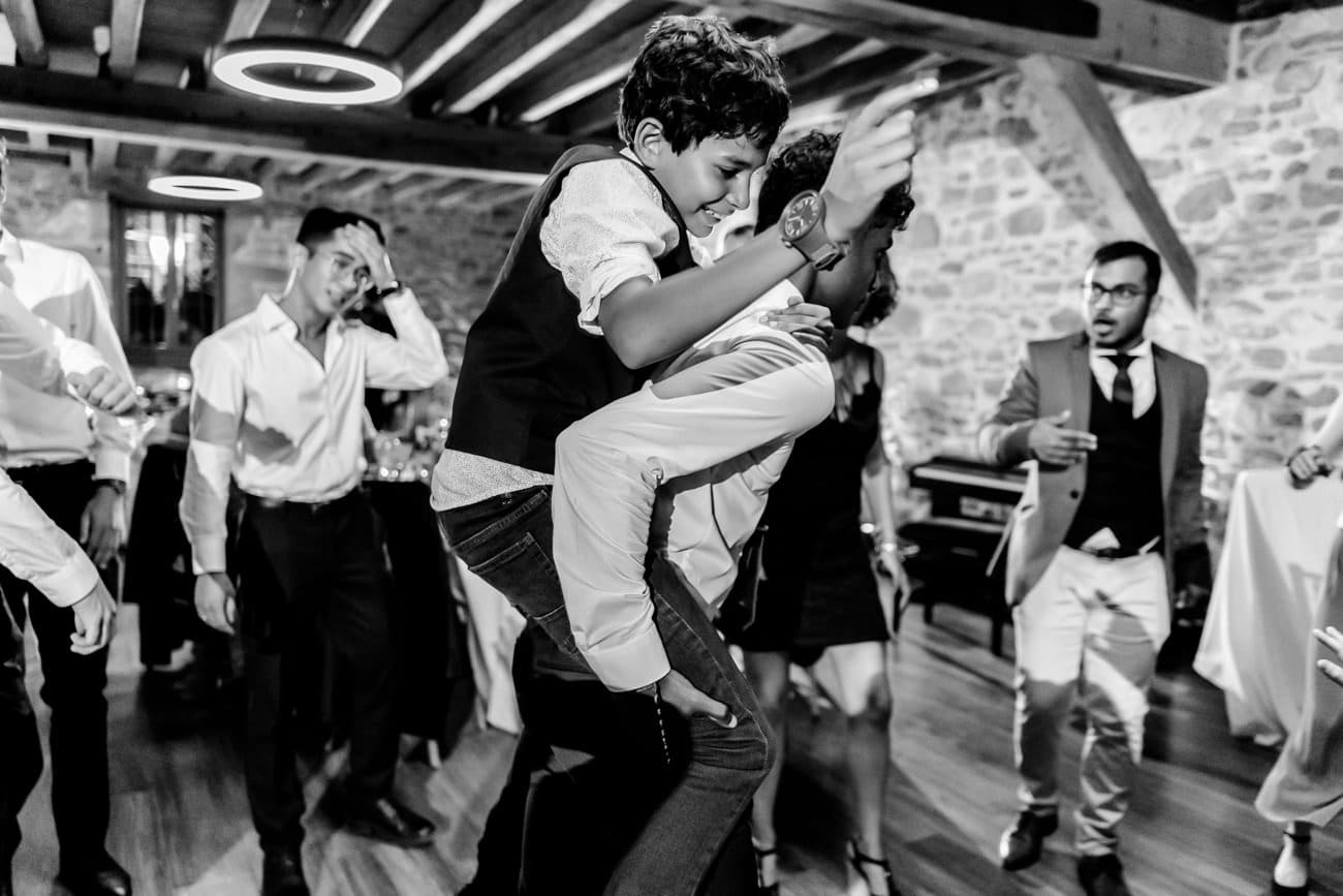 Photo de Alexandre Bourguet. Mariage dans la campagne du coté de Genève