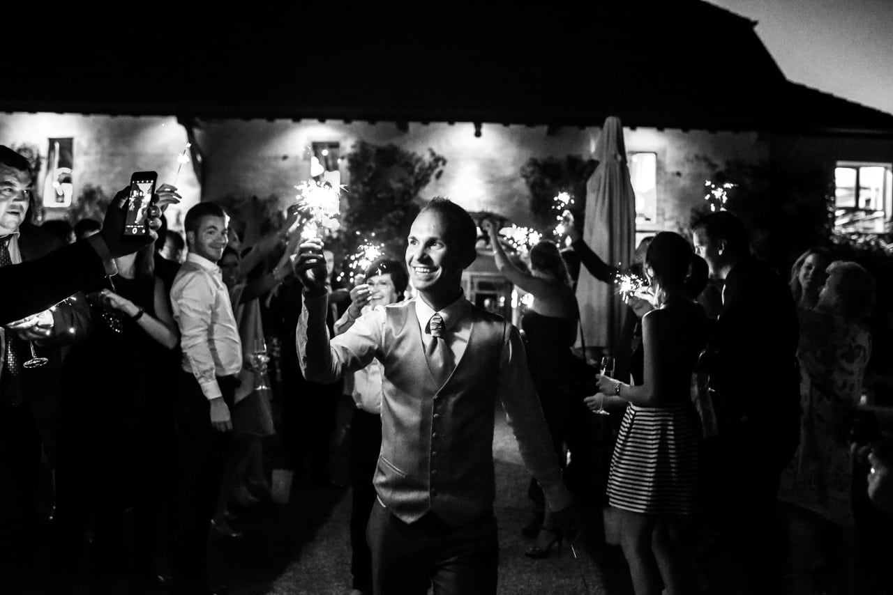 Feux de Bengale pour les mariés