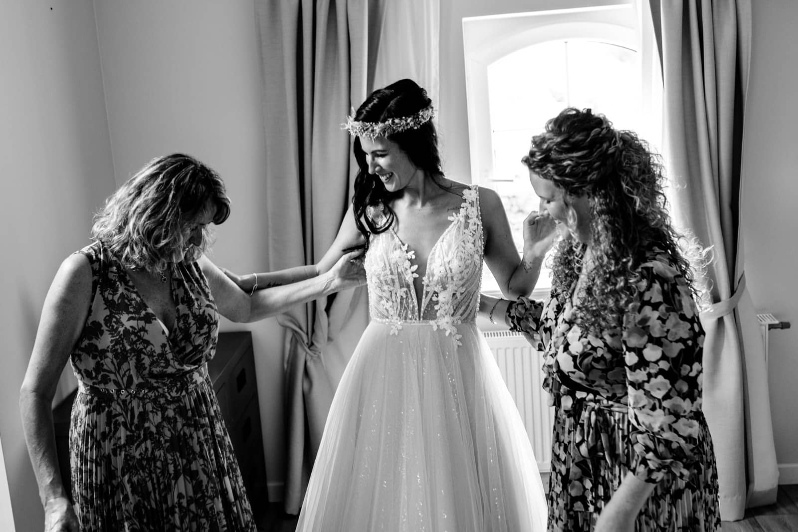 Photo de Alexandre Bourguet. Mariage à Bois Chamblard près du Lac Léman