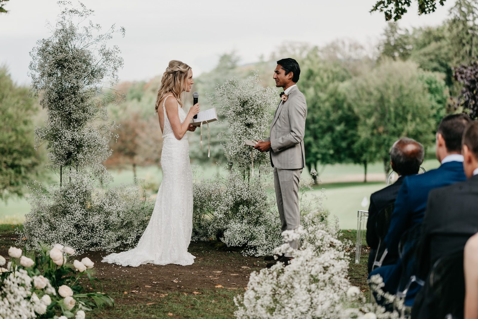 Photo de Alexandre Bourguet. Mariage au Golf de Bonmont près de Lausanne