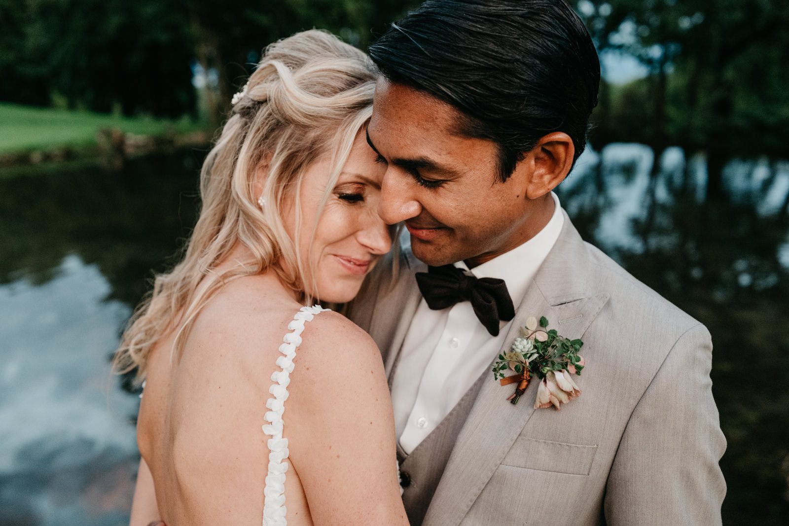 Photo de Alexandre Bourguet. Mariage au Golf de Bonmont près de Lausanne