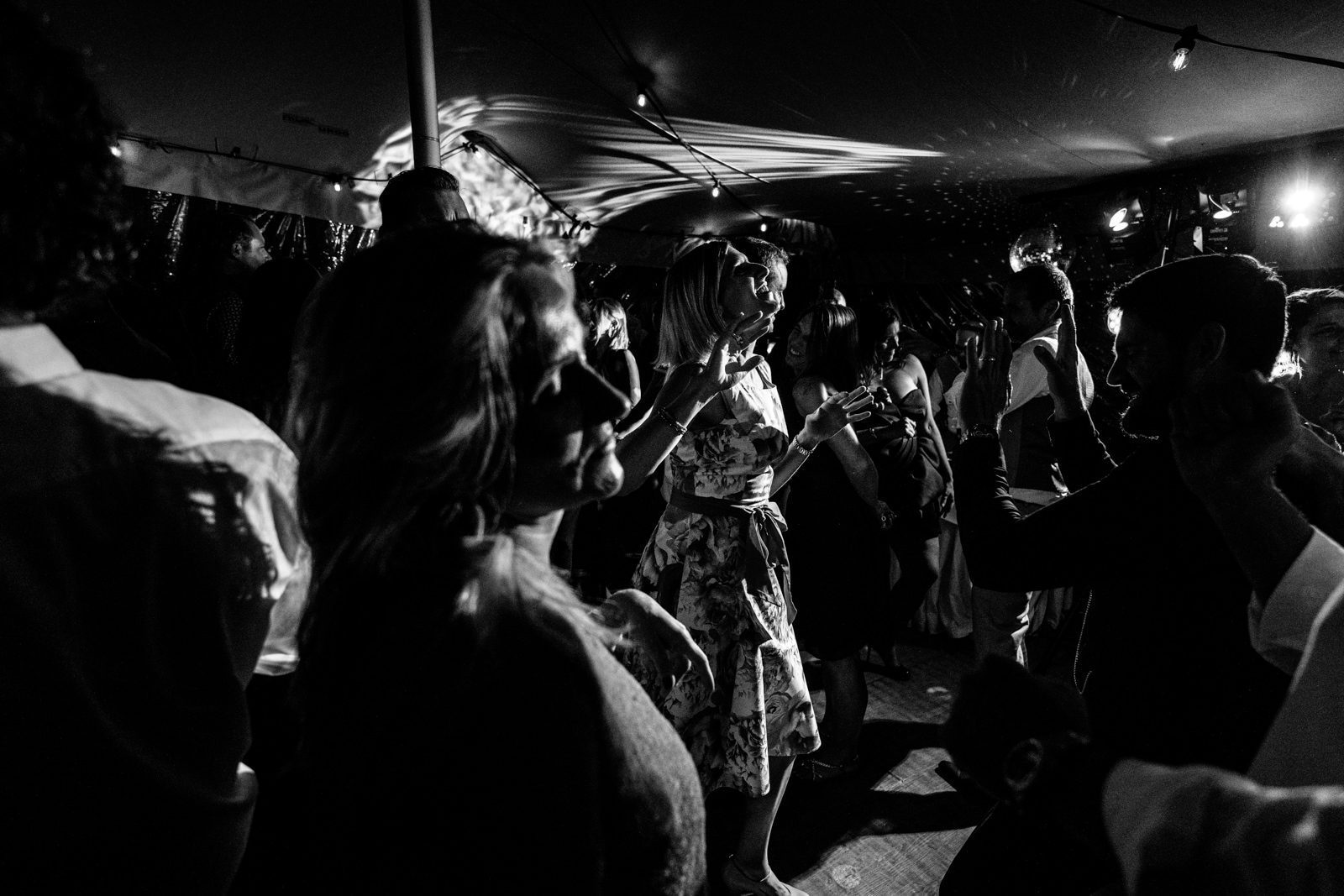 Photo de Alexandre Bourguet. Mariage au Golf de Bonmont près de Lausanne
